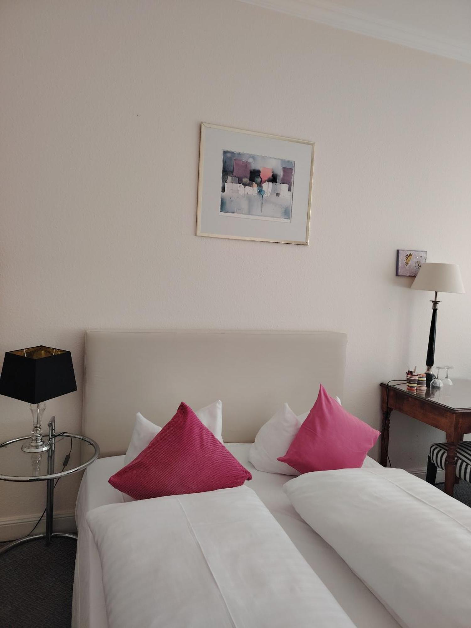 Hotel Drei Kronen 3*