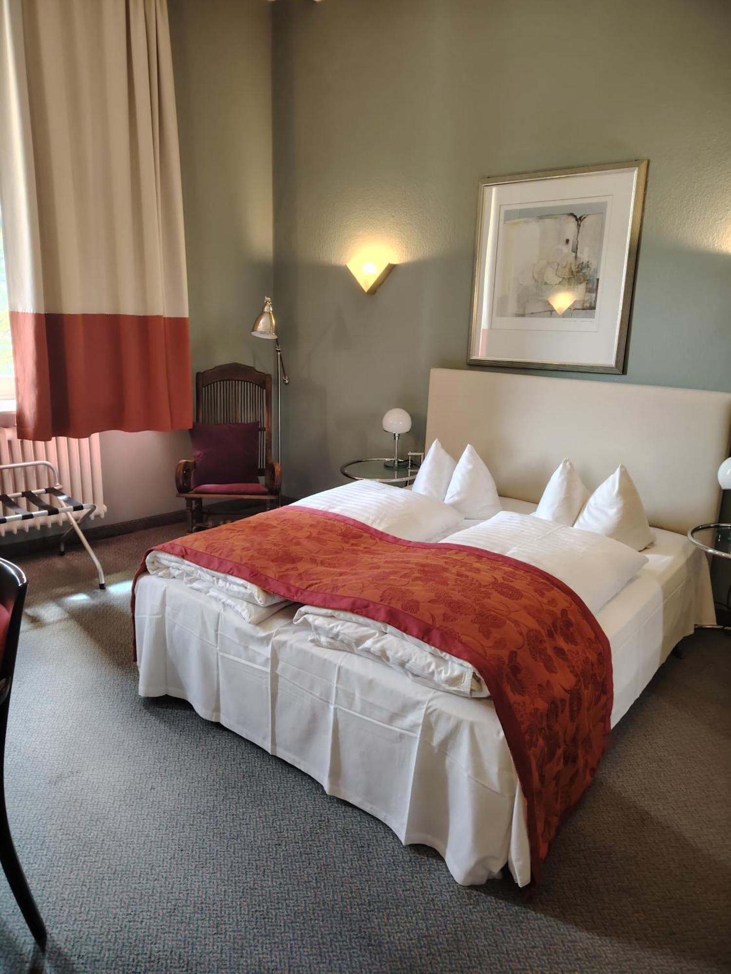 Drei Kronen Hotel 3*